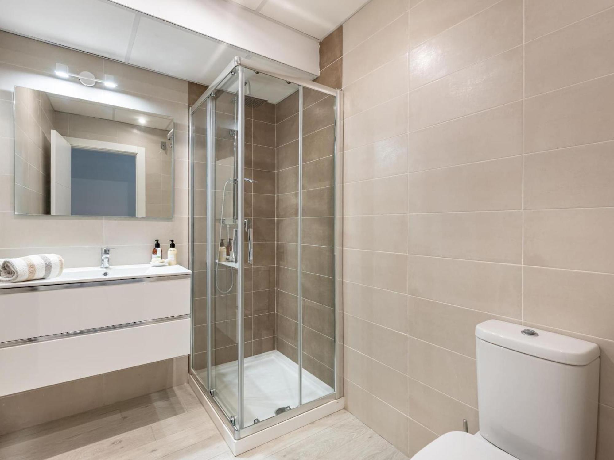 Central Stylish And Elegant 1 & 2 Bedroom Apartments I Granada Ngoại thất bức ảnh